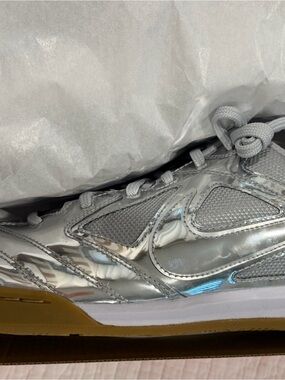 Nike ' Metallic  Chrome Gato LV8 Silver Low-Top Sneakers